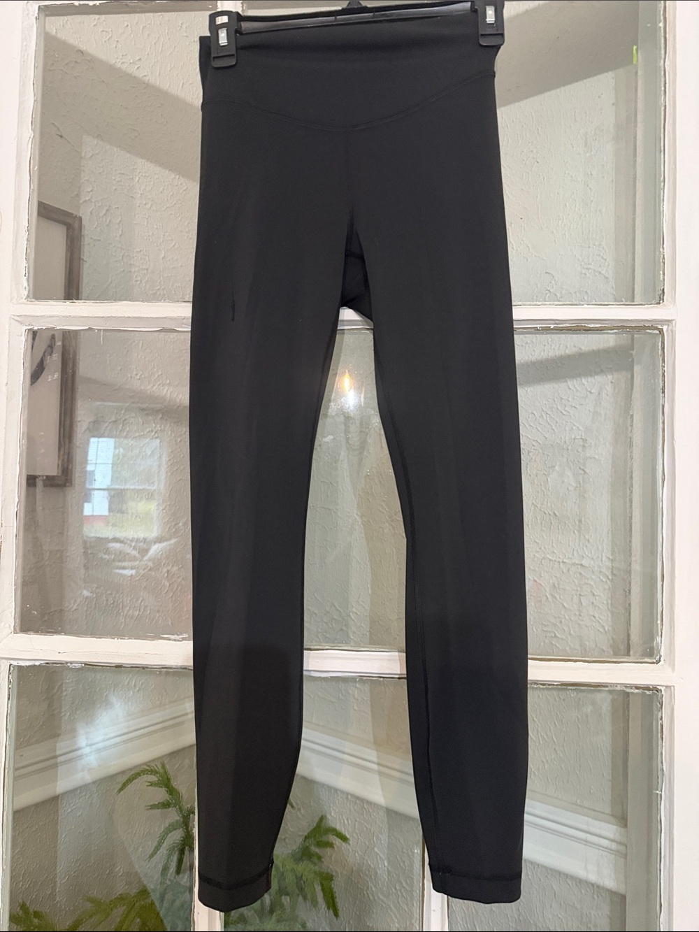 Lululemon NWOT Black Active Leggings